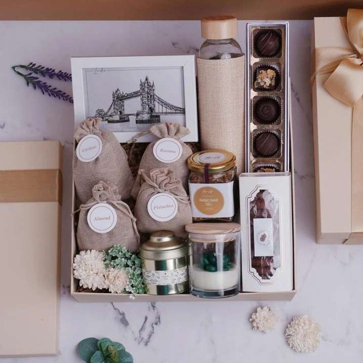 Gourmet Grand Hamper